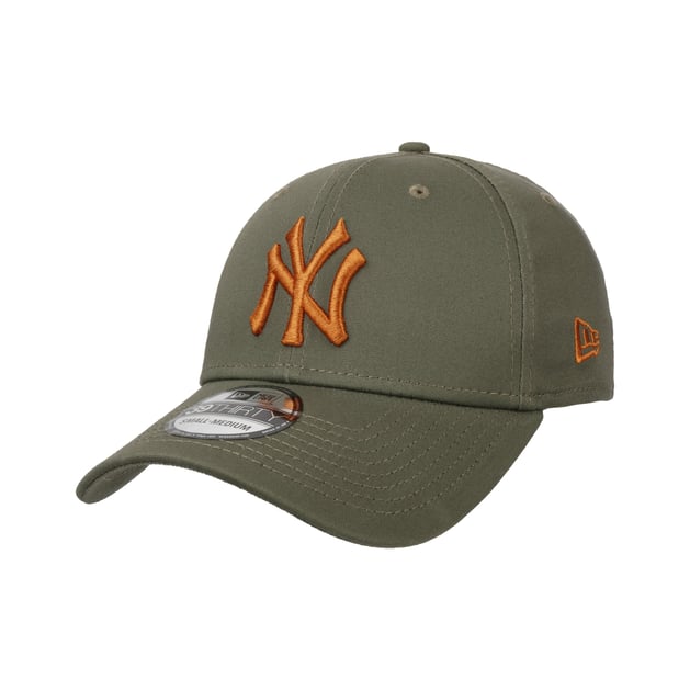 39Thirty Contrast Yankees Cap by New Era --> Shop Hats, Beanies