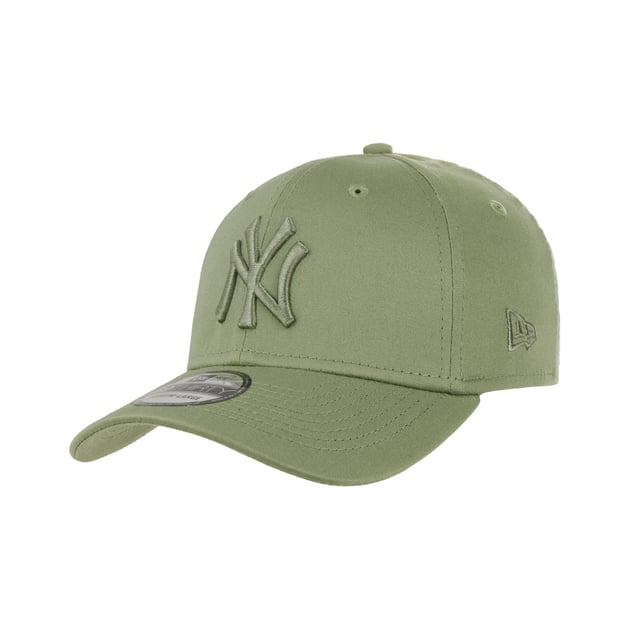 39Thirty MLB Essential NY Yankees Cap by New Era