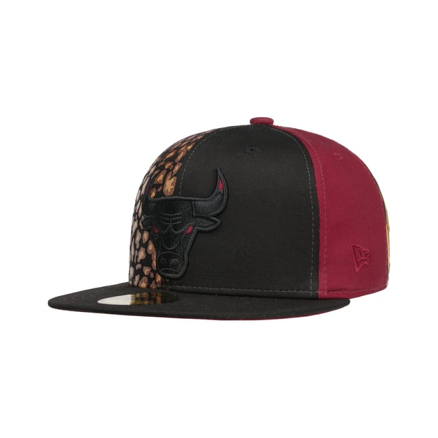 59Fifty Exclusive Animal Bulls Cap by New Era
