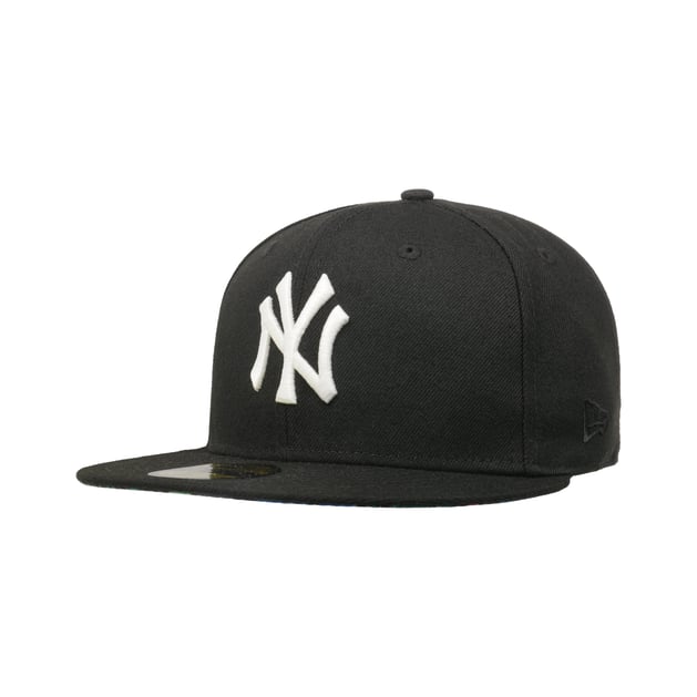59Fifty Yankees Coloured Undervisor Cap by New Era --> Shop Hats