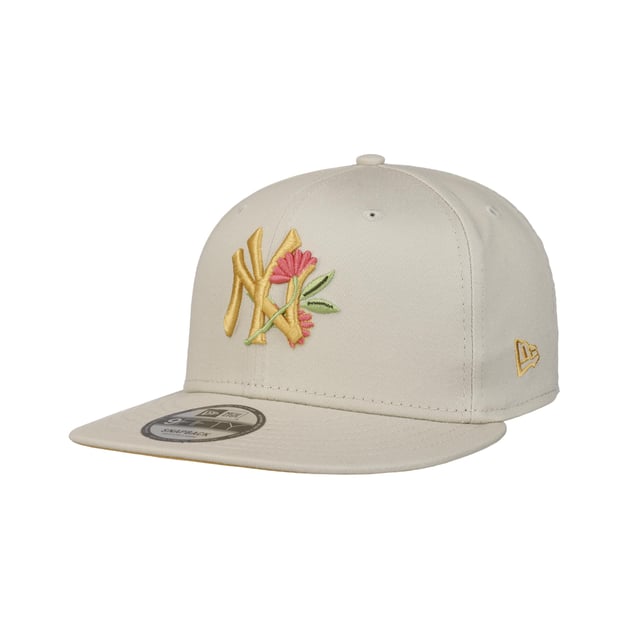 9Fifty Floral Yankees Cap by New Era --> Shop Hats, Beanies  display picture 1