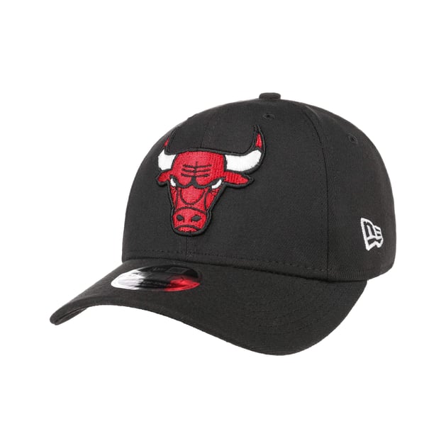 9Fifty Stretch Snap Black Bulls Cap by New Era