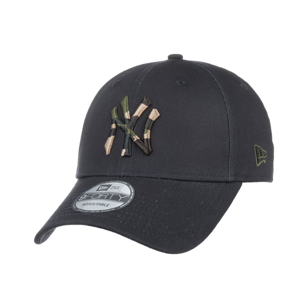 9Forty Camo Logo Infill Yankees Cap by New Era --> Shop Hats