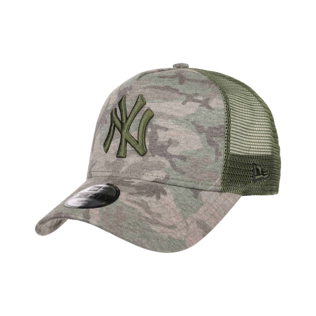 9Forty Camo Yankees Trucker Cap by New Era
