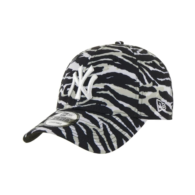 9Forty NY Yankees Camo Print Cap by New Era