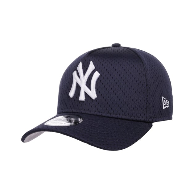 9Forty Performance Yankees Cap by New Era