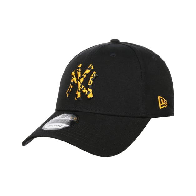 9Forty Season Infill Yankees Cap by New Era