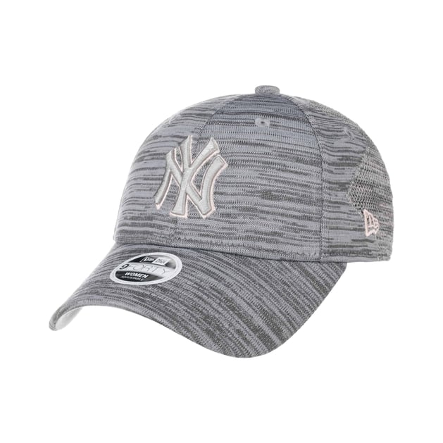9Forty Women�s Eng Fit NY Cap by New Era