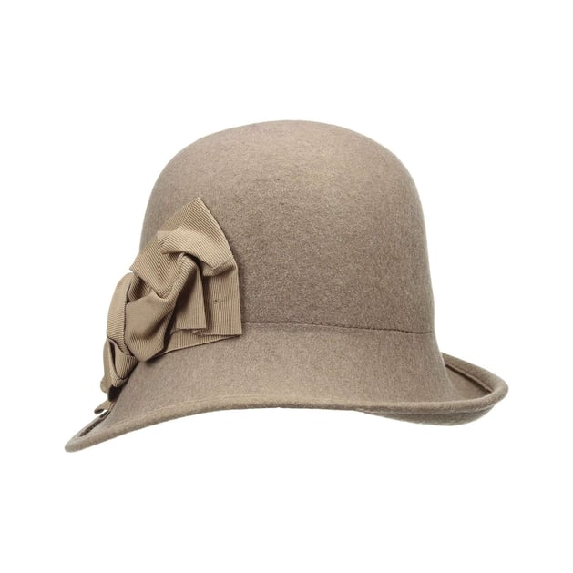Cloche Hat with Loop by bedacht