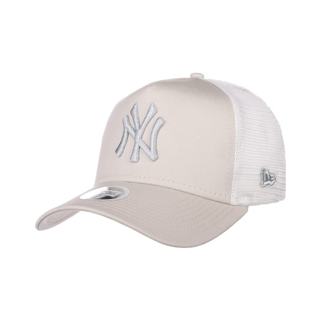 League Ess NY Yankees Trucker Cap by New Era