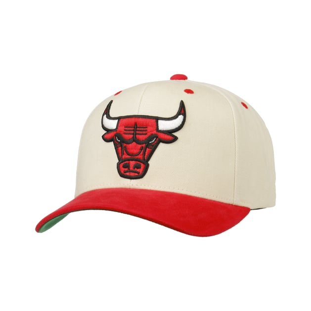 Pro Crown Bulls Snapback Cap by Mitchell & Ness