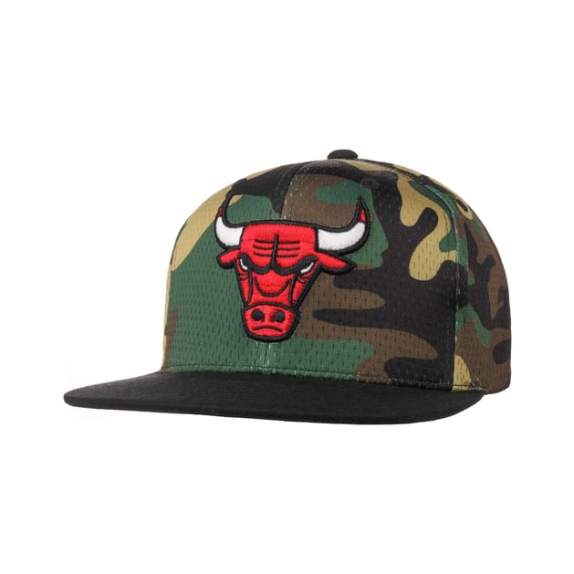 Woodland Camo Bulls Cap by Mitchell Ness --> Shop Hats, Beanies